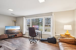 Winnequah Rd-S1001-012.jpg