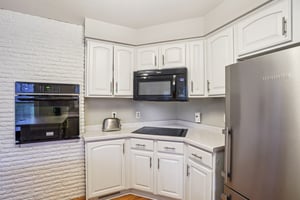 Winnequah Rd-S1001-020.jpg