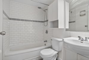  Photo 38