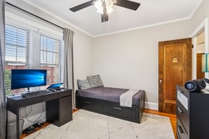 N Oakley Ave 3-S0107-024.jpg