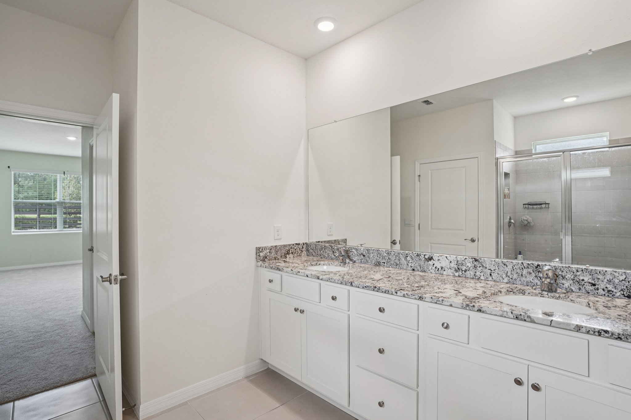 SW 93rd Loop-S0410-024.jpg