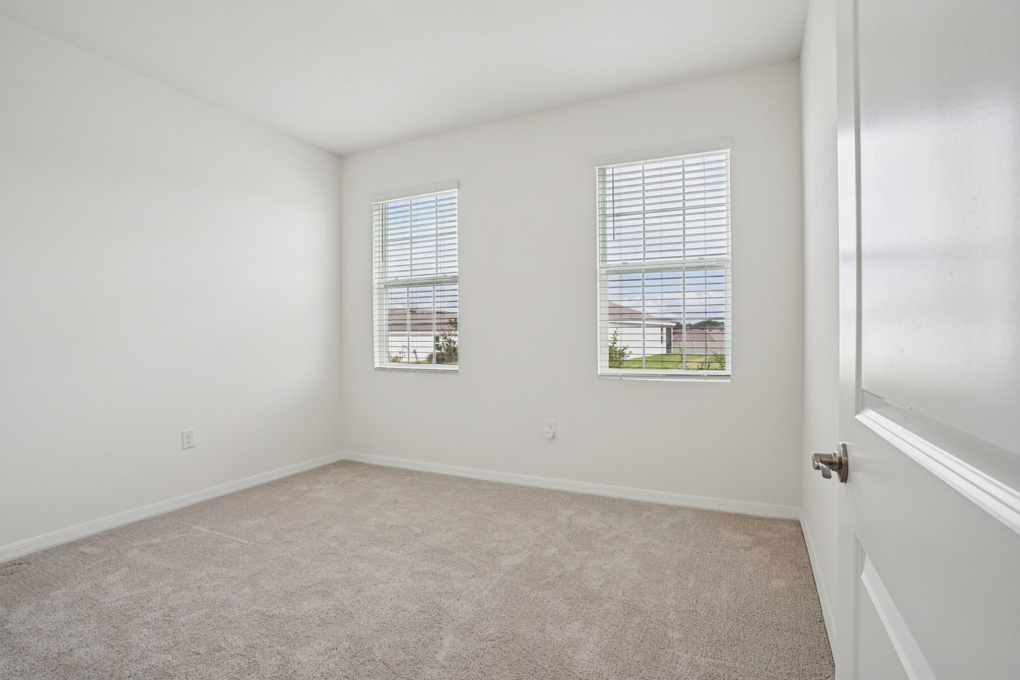 SW 93rd Loop-S0410-026.jpg