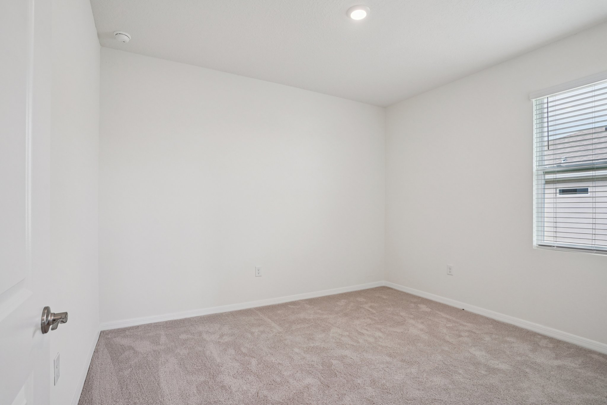 SW 93rd Loop-S0410-029.jpg