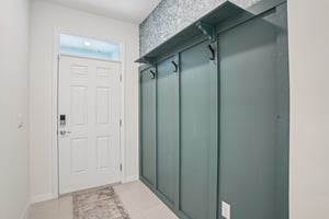 SW 93rd Loop-S0410-005.jpg