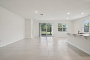 SW 93rd Loop-S0410-007.jpg