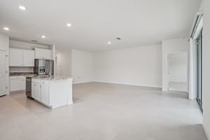 SW 93rd Loop-S0410-012.jpg