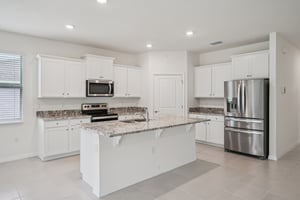 SW 93rd Loop-S0410-013.jpg