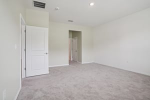 SW 93rd Loop-S0410-020.jpg