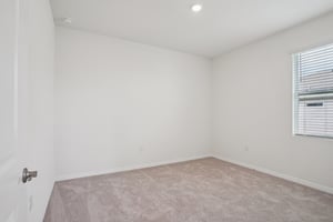 SW 93rd Loop-S0410-029.jpg