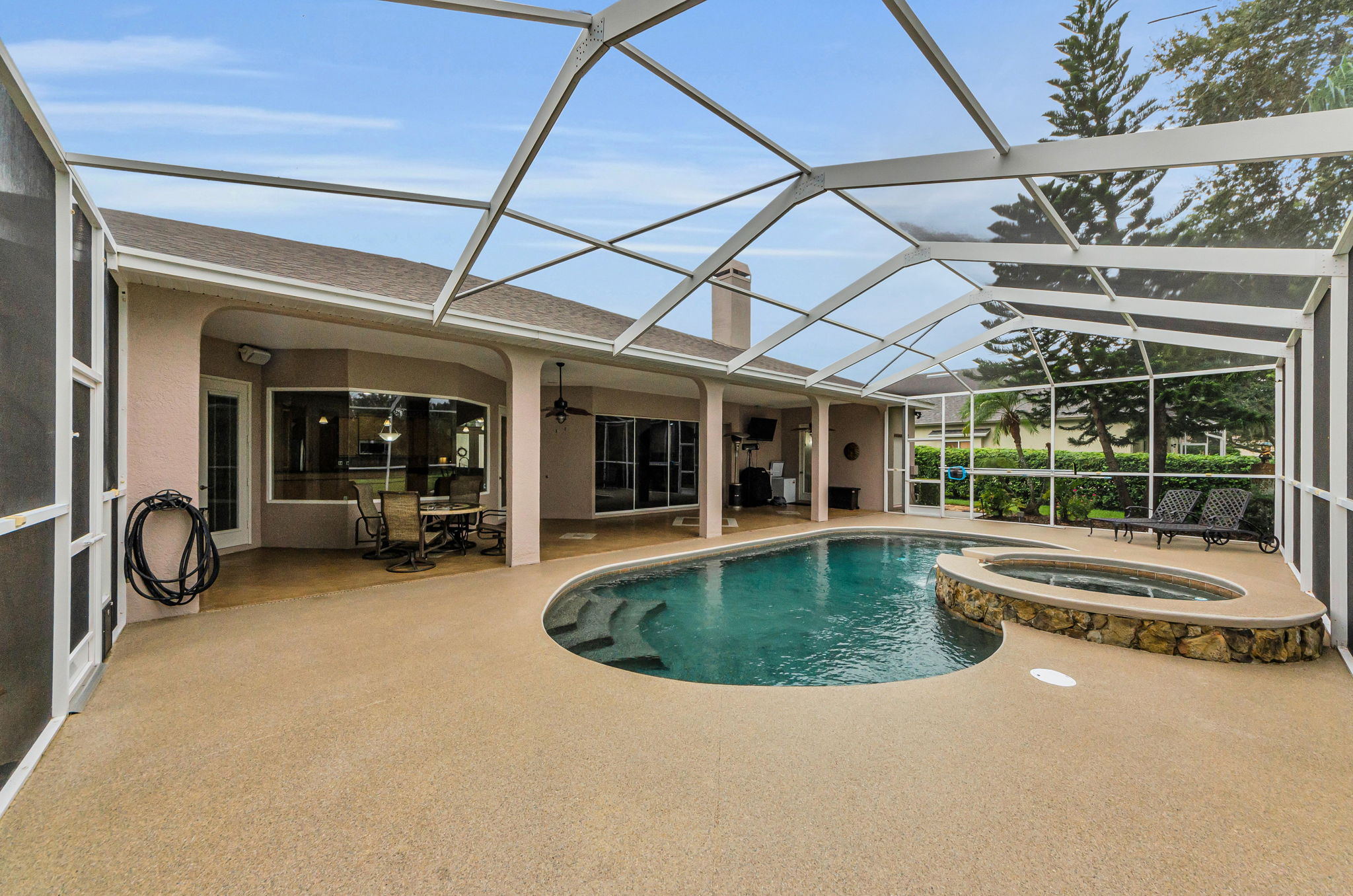 Pool 4