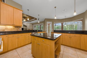 Kitchen 4