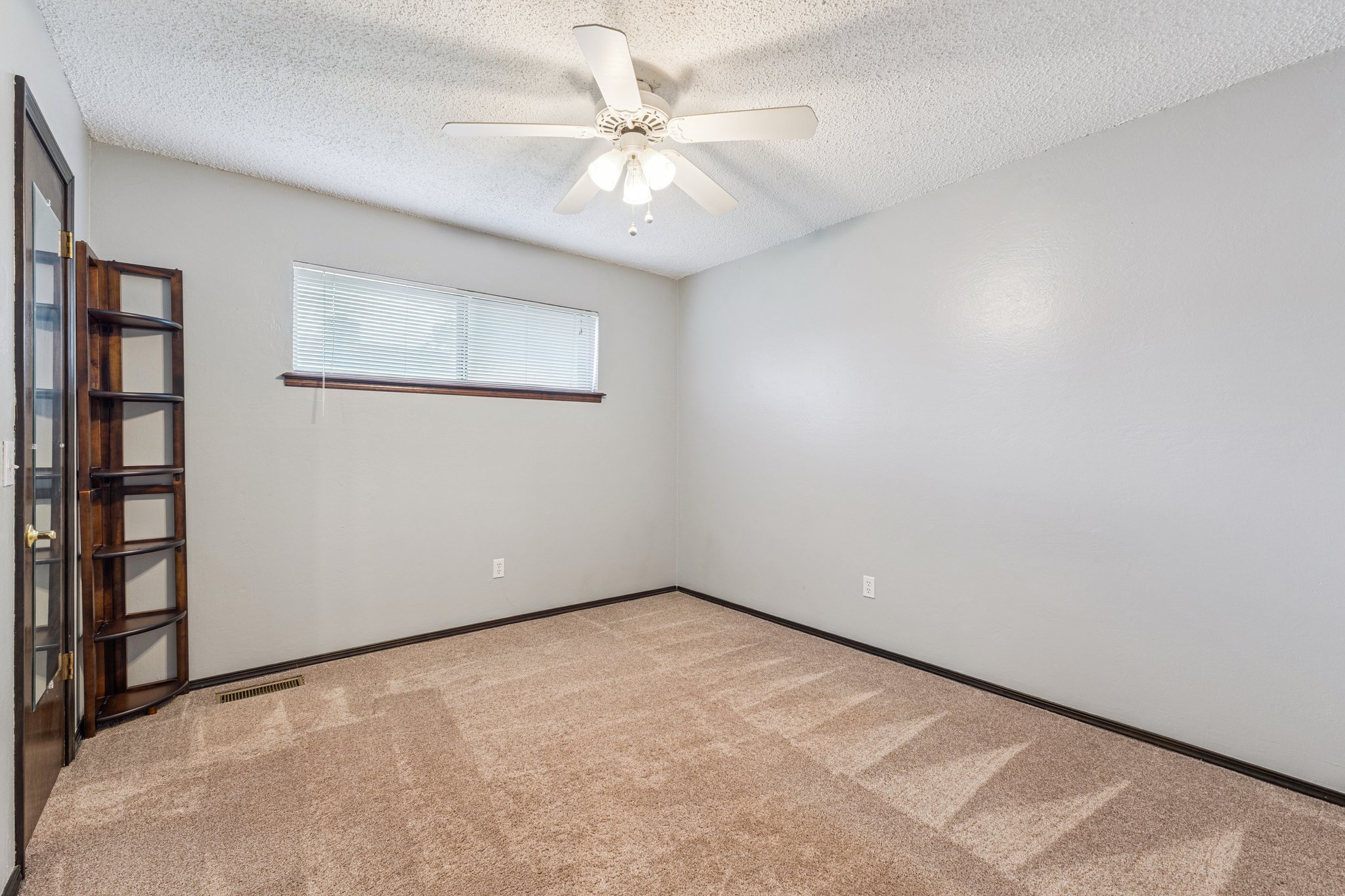 6205 N Willowridge Dr_032.jpg