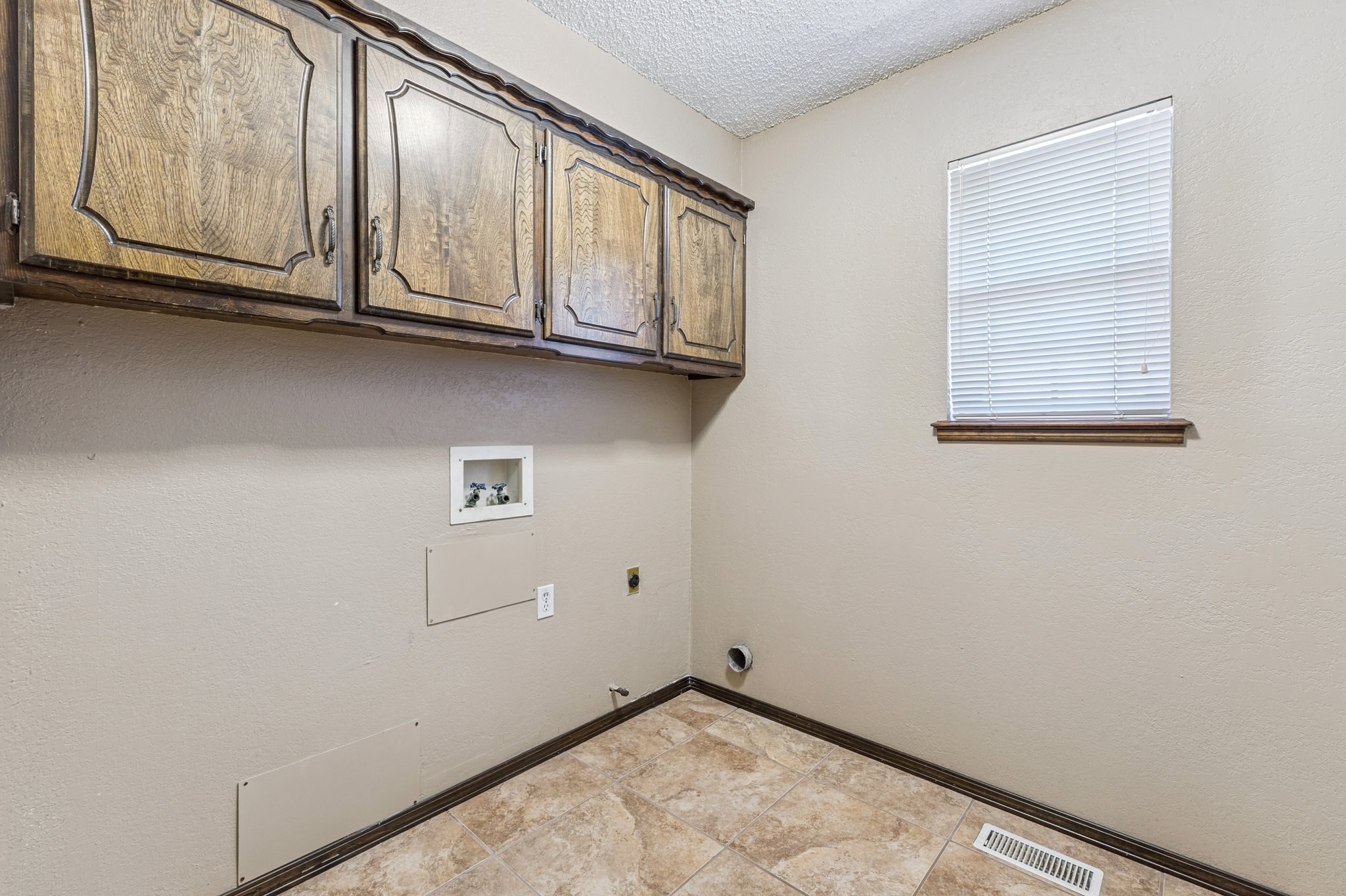 6205 N Willowridge Dr_047.jpg
