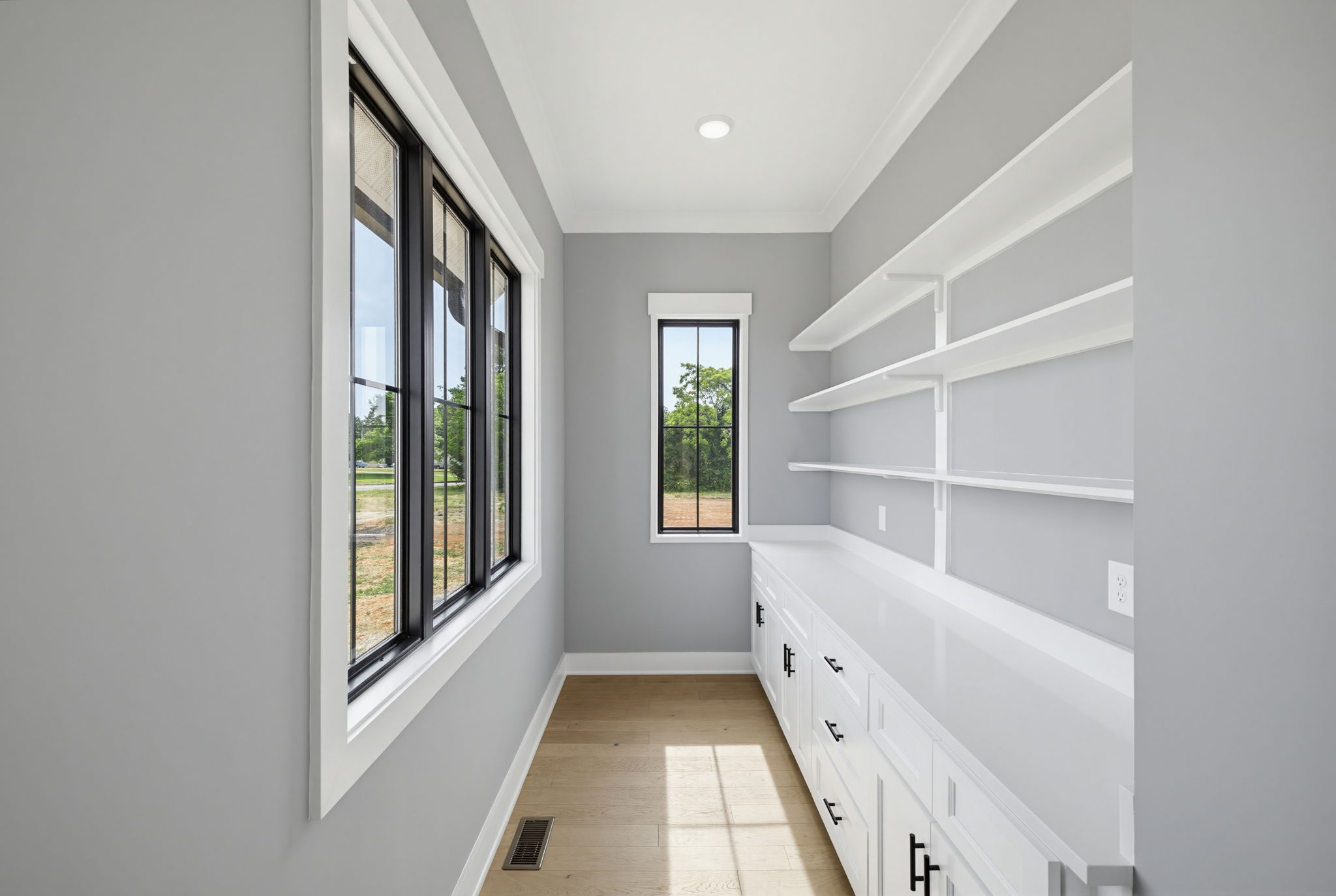 6205 Phillippi Rd-11