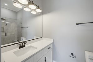 6205 Phillippi Rd-24