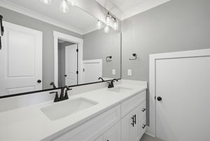 6205 Phillippi Rd-30
