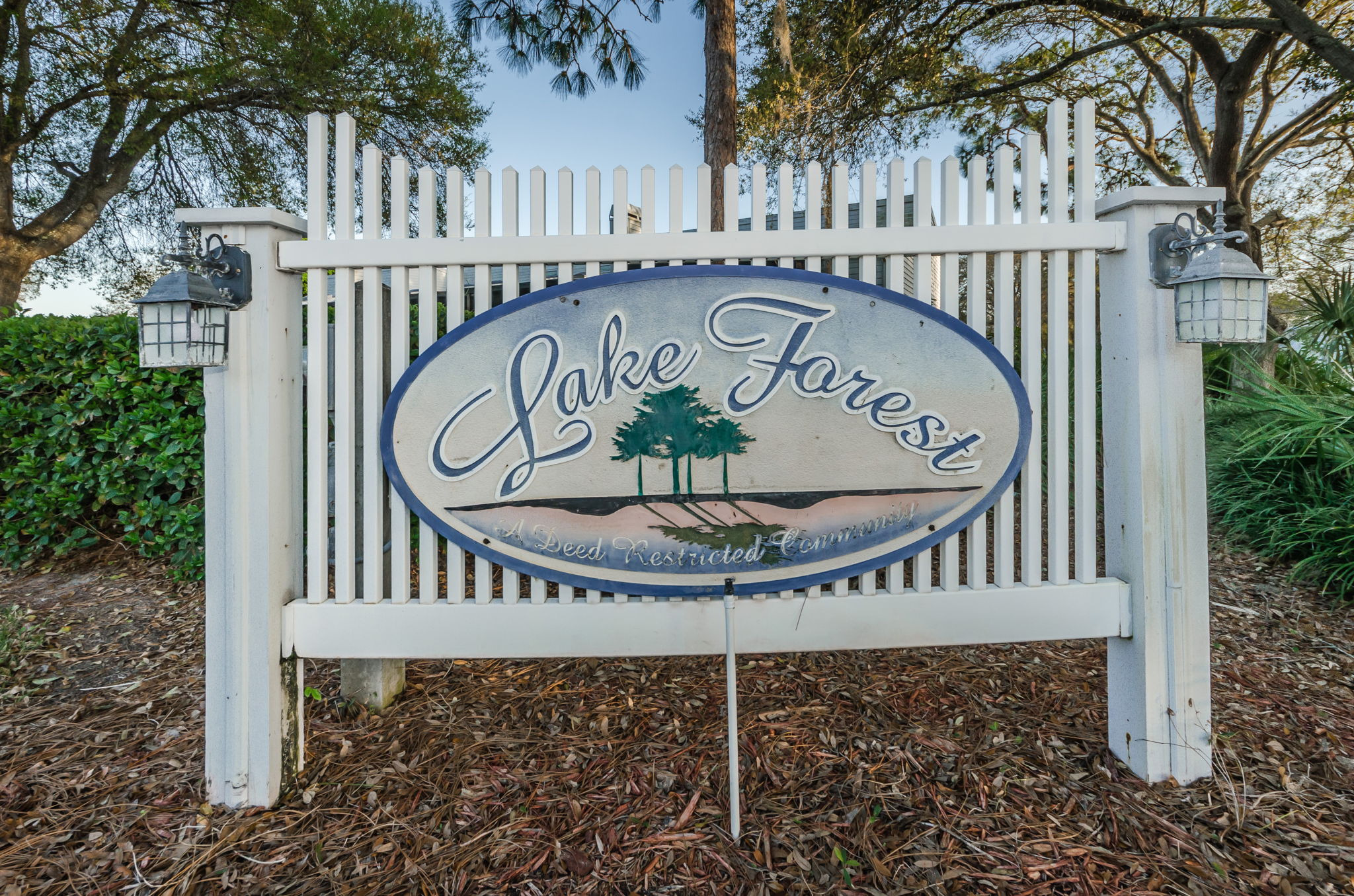 Lake Forest Sign