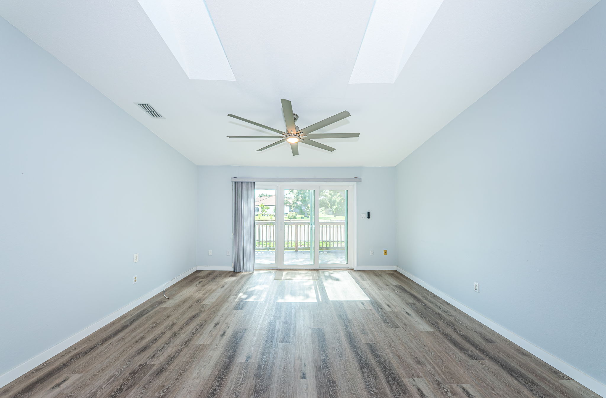 Living Room 5
