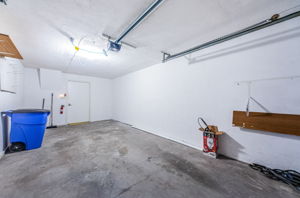 Garage 2