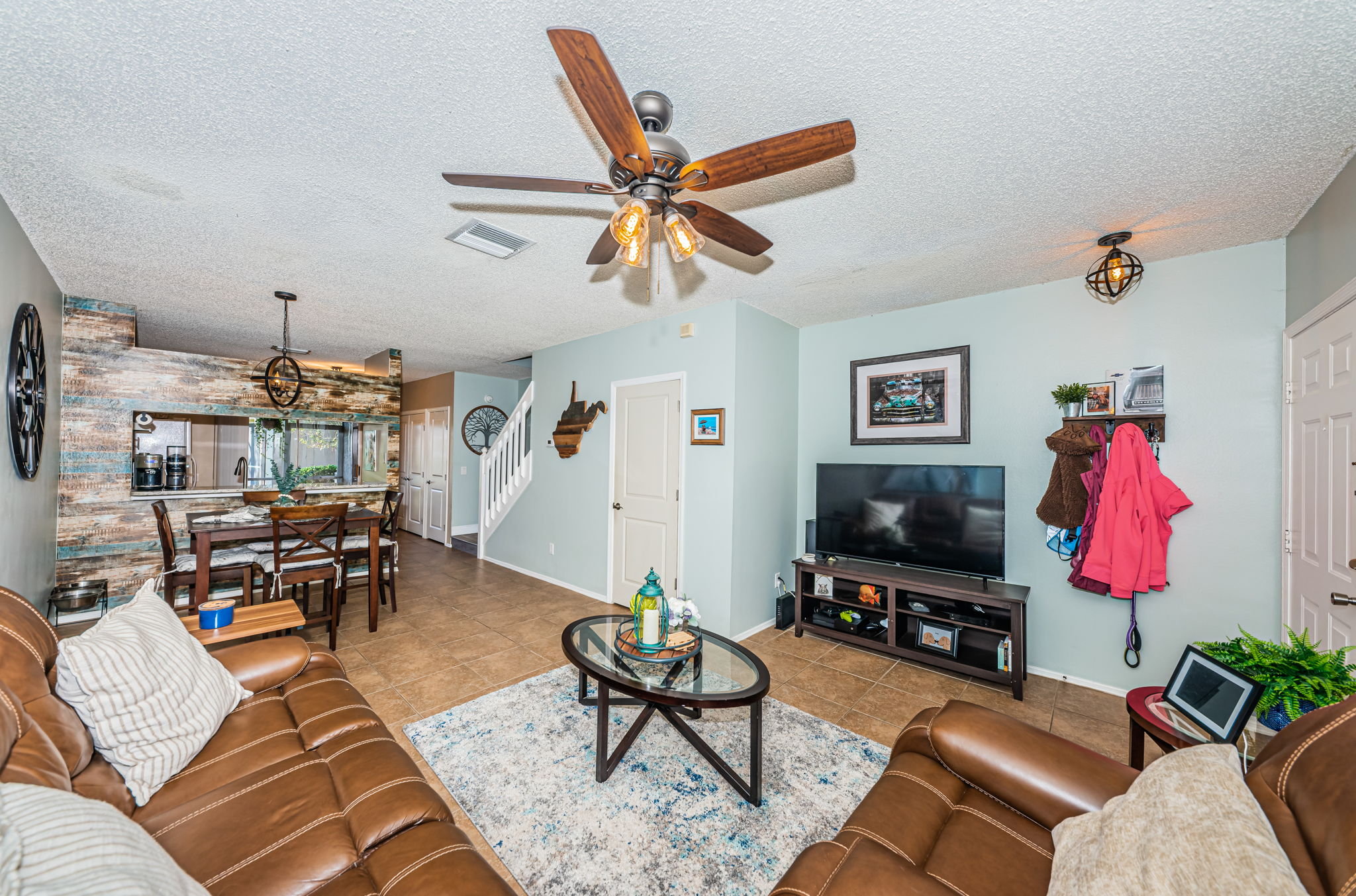 Living Room 5