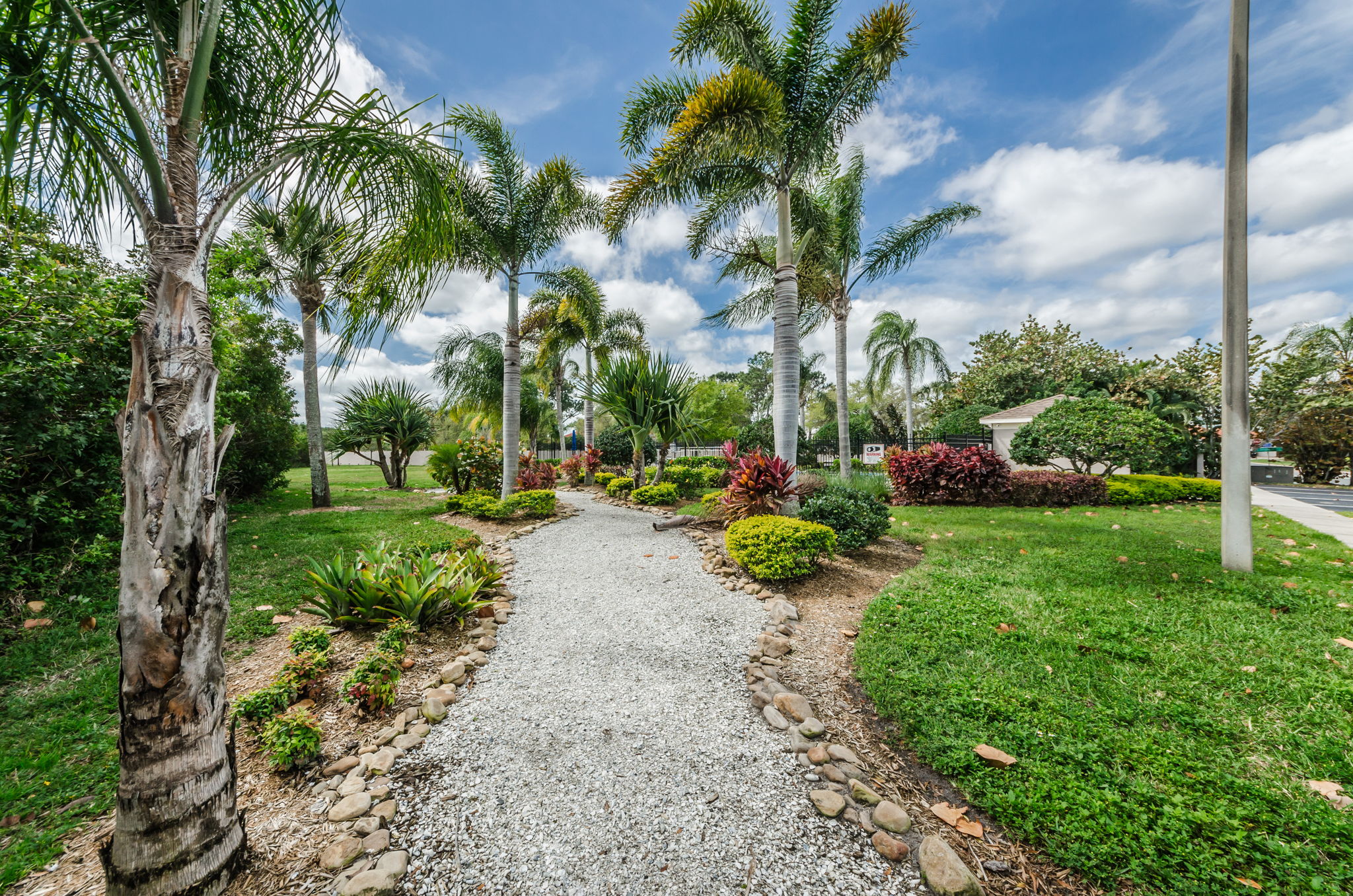6-Bayside Key Walkway
