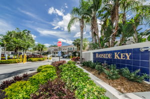 1-Bayside Key Gated Entry