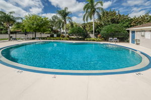 3-Bayside Key Pool