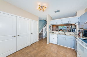 Kitchen 4