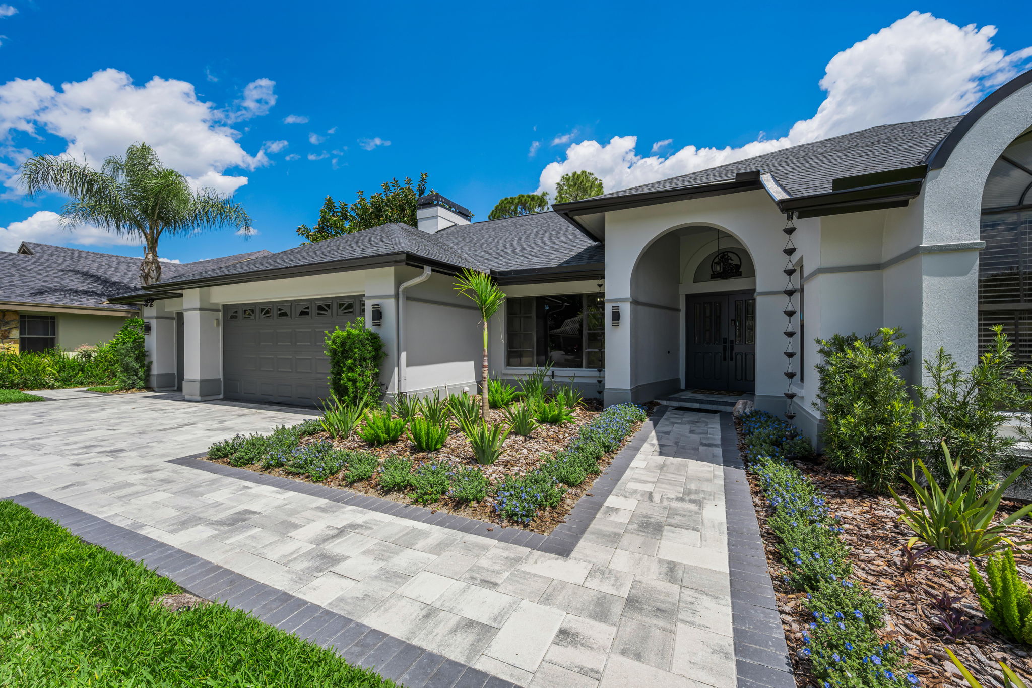 Front Exterior 7