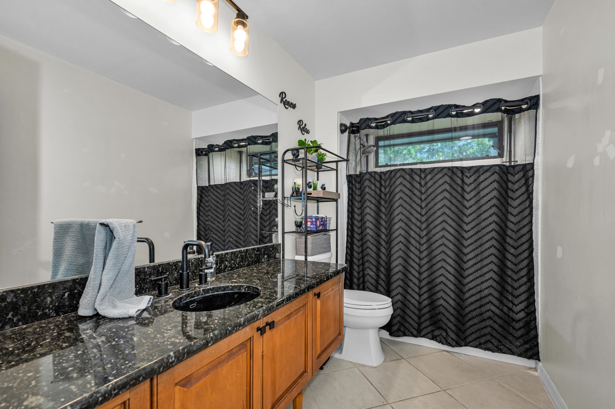Bathroom 2a