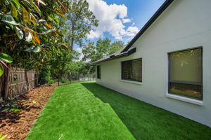 Side Exterior 3