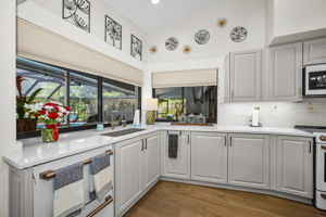 Kitchen 6
