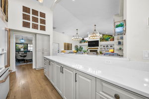 Kitchen 8