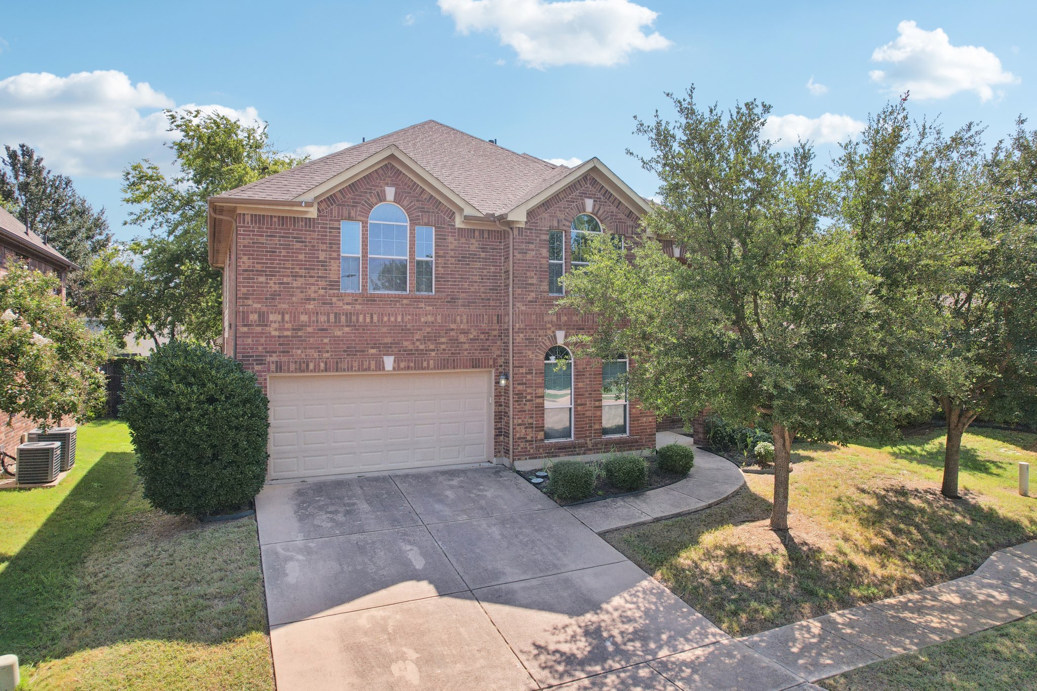 Weaver Dr-S0509-047.jpg
