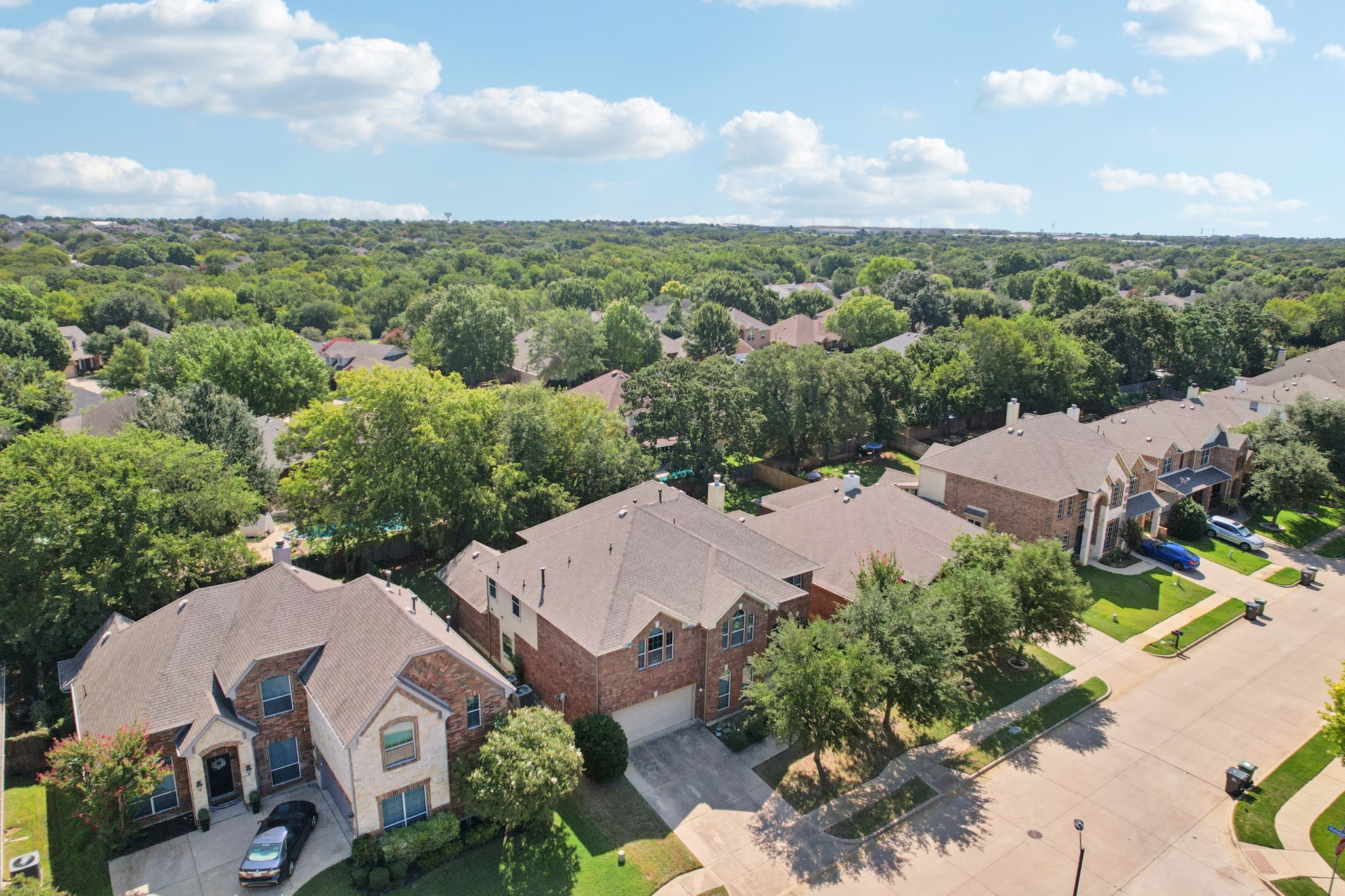 Weaver Dr-S0509-049.jpg