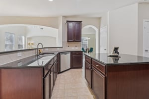 Weaver Dr-S0509-013.jpg