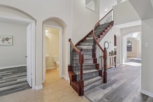 Weaver Dr-S0509-015.jpg