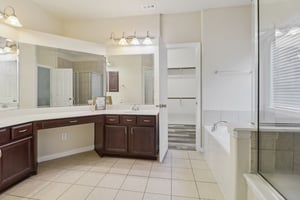 Weaver Dr-S0509-024.jpg