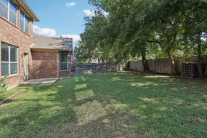 Weaver Dr-S0509-045.jpg