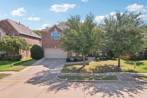 Weaver Dr-S0509-046.jpg