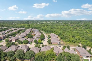 Weaver Dr-S0509-057.jpg