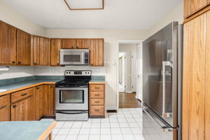 6208 Dean Rd, Indianapolis, IN 46220, USA Photo 10