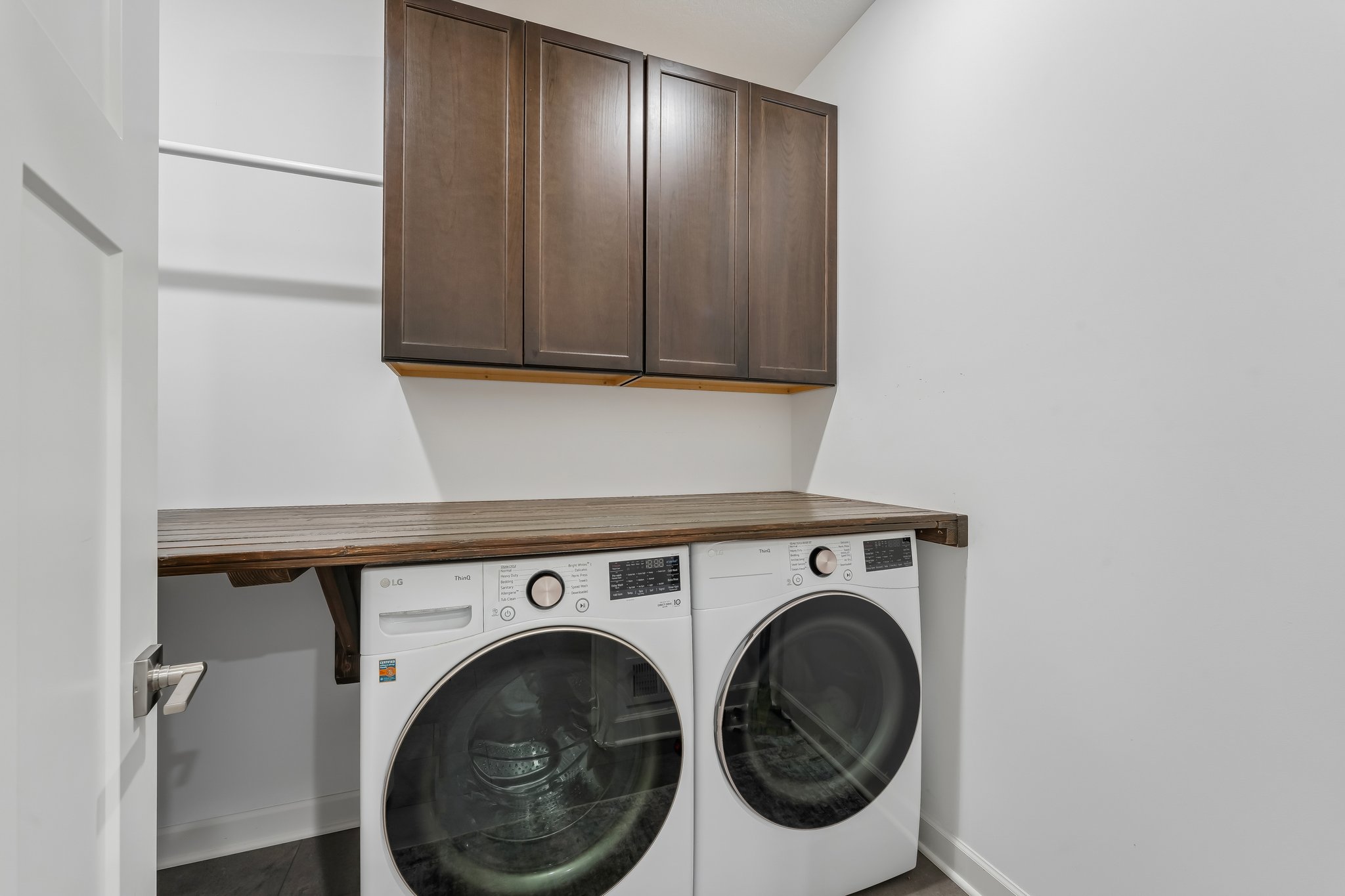 Inspire Ave-S2608-033.jpg