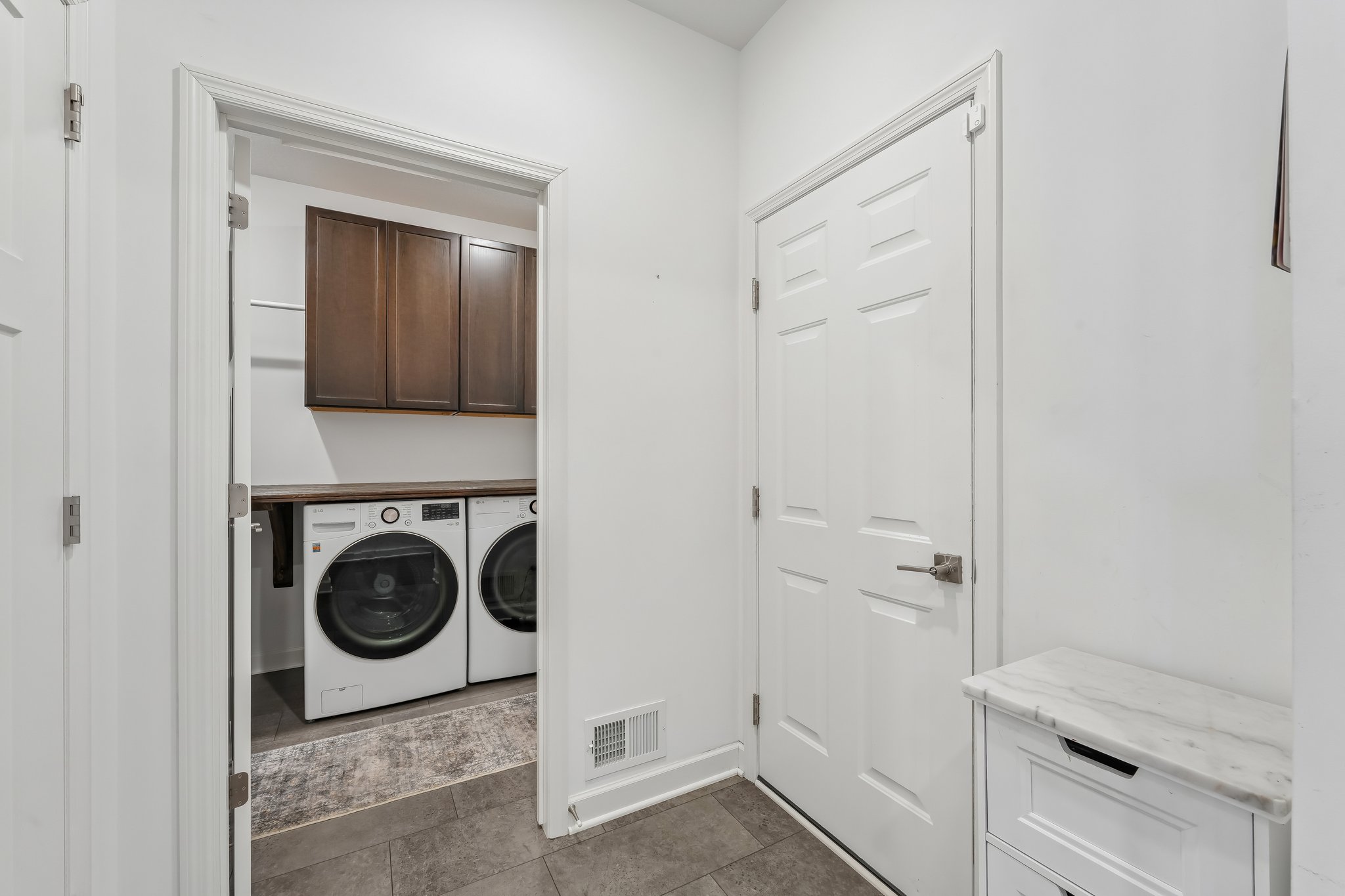 Inspire Ave-S2608-034.jpg