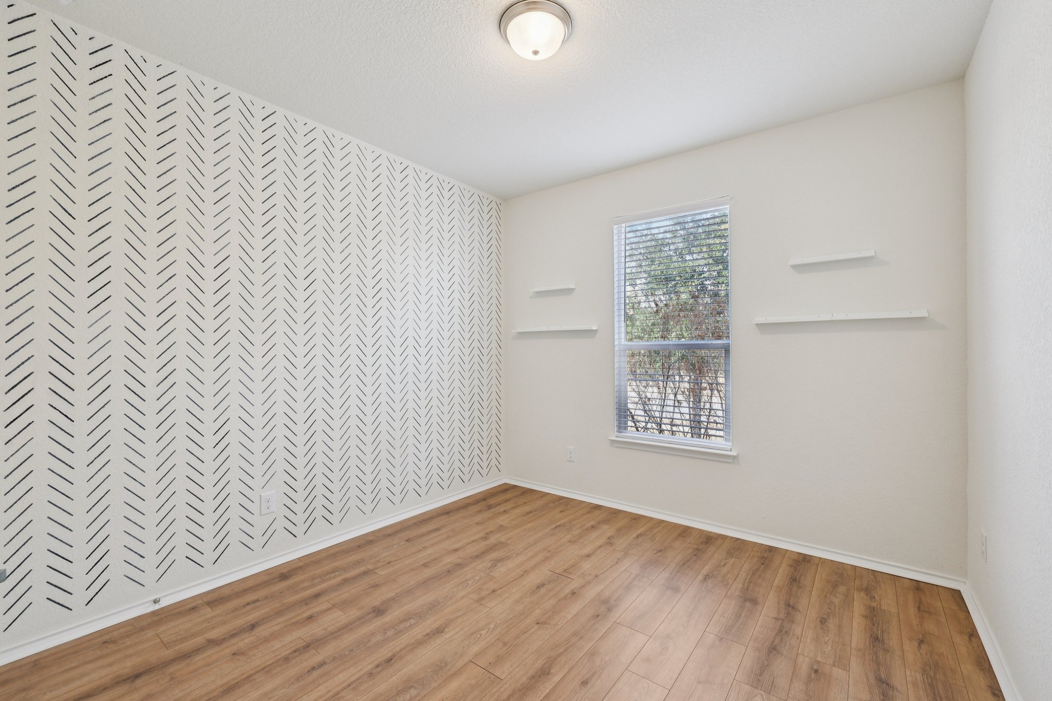 Mantalcino Dr-S1802-023.jpg