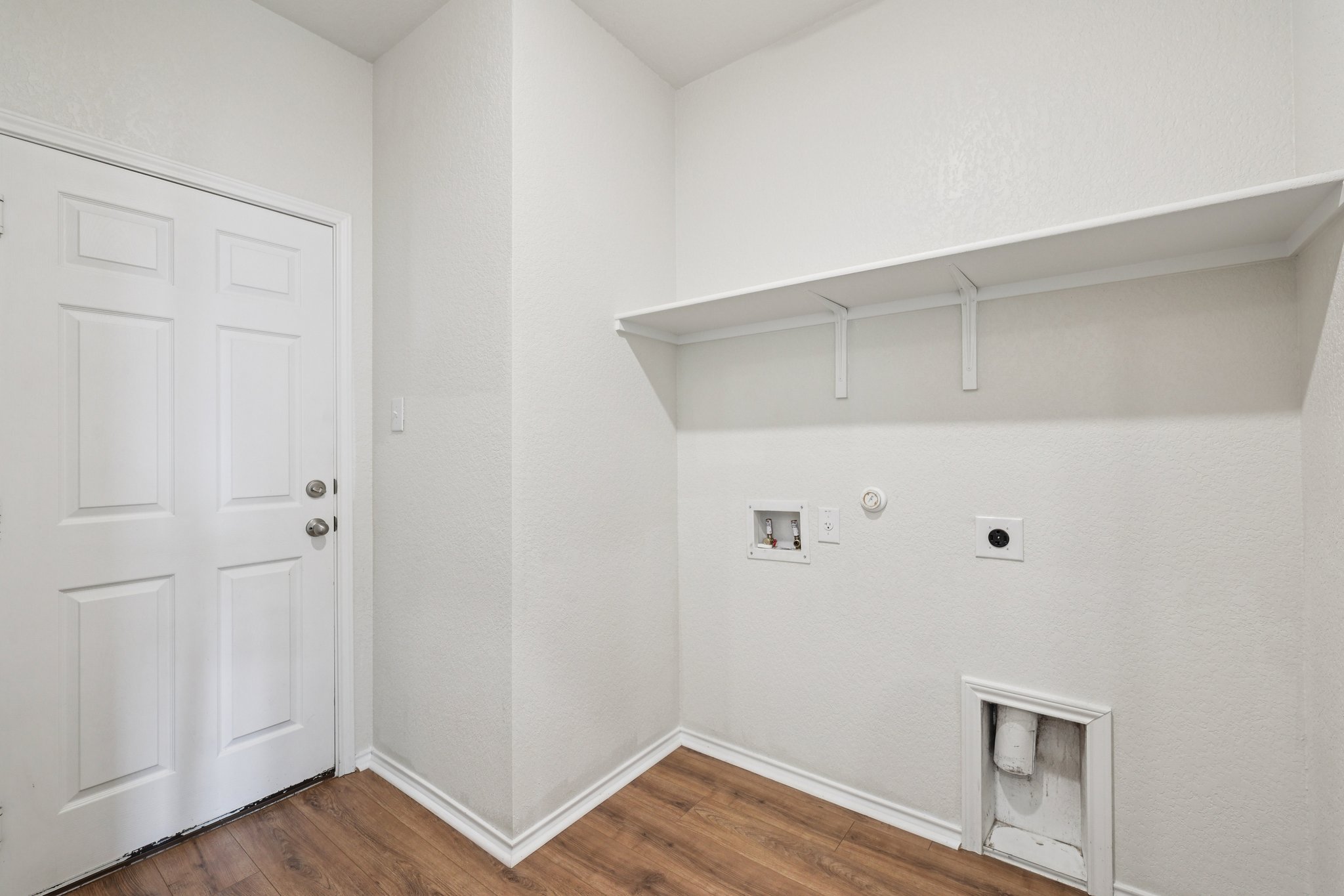 Mantalcino Dr-S1802-025.jpg