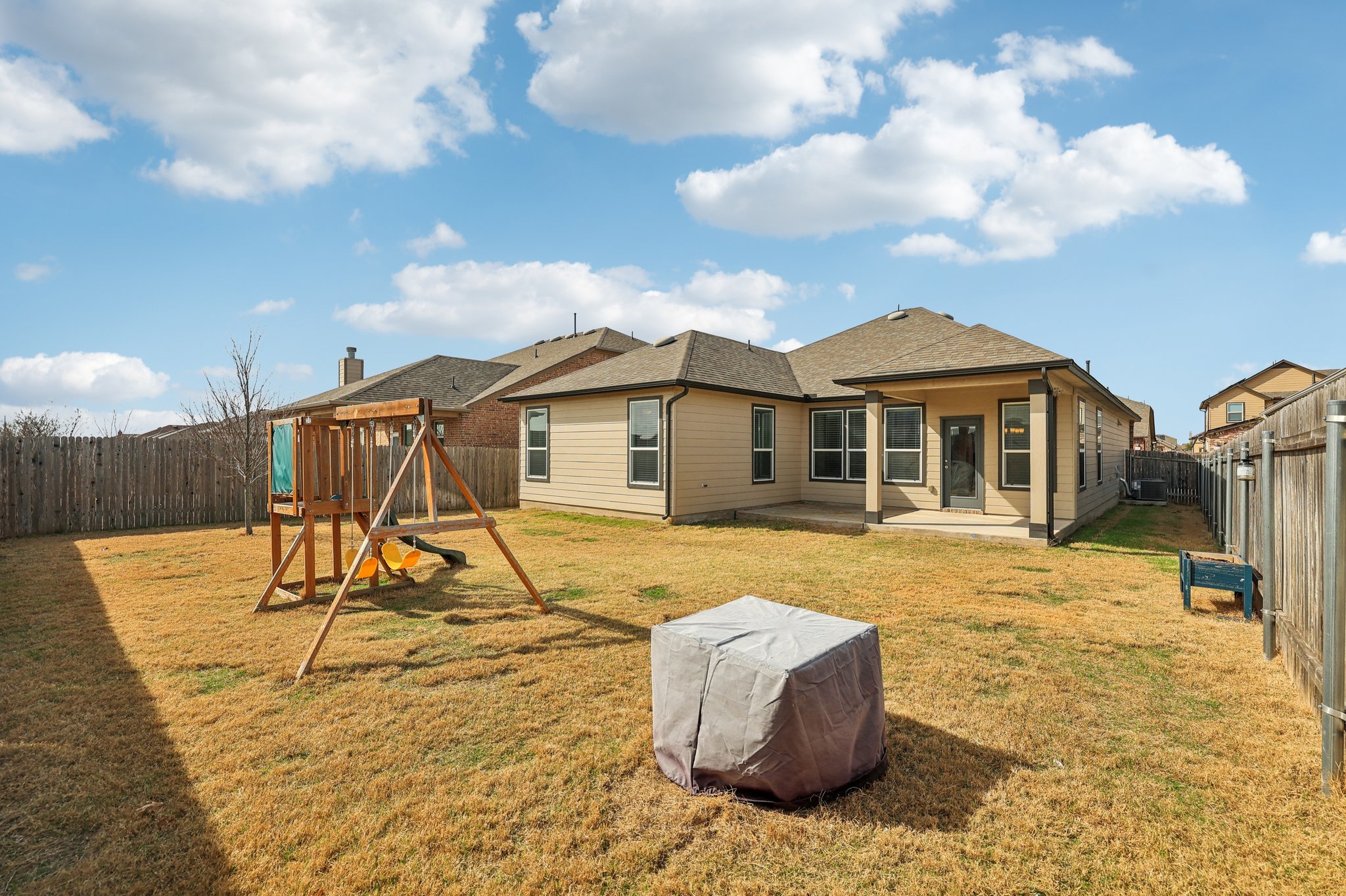 Mantalcino Dr-S1802-034.jpg