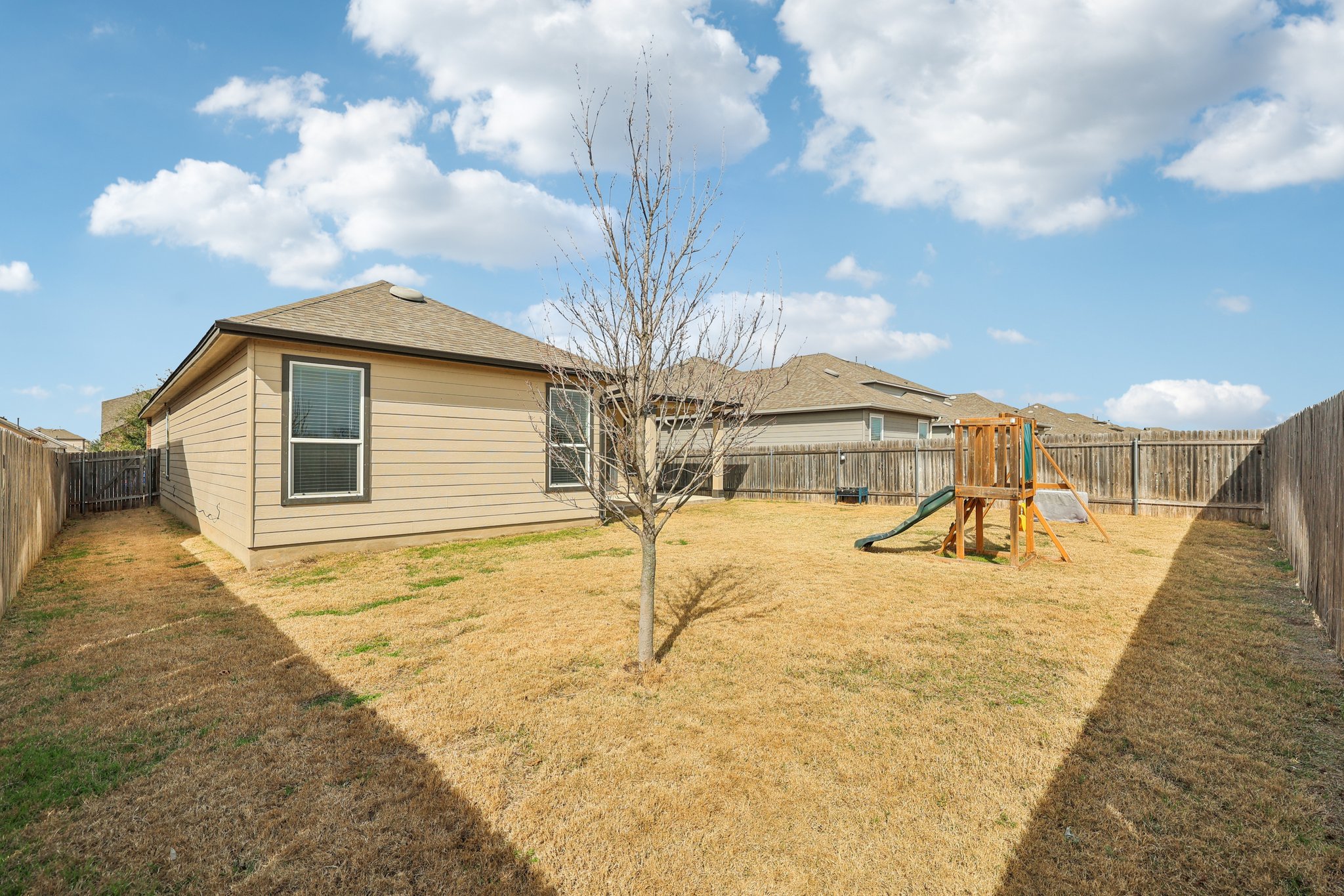 Mantalcino Dr-S1802-036.jpg