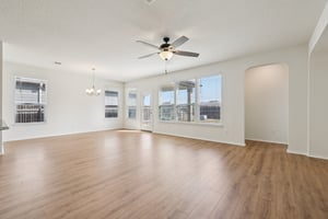 Mantalcino Dr-S1802-011.jpg