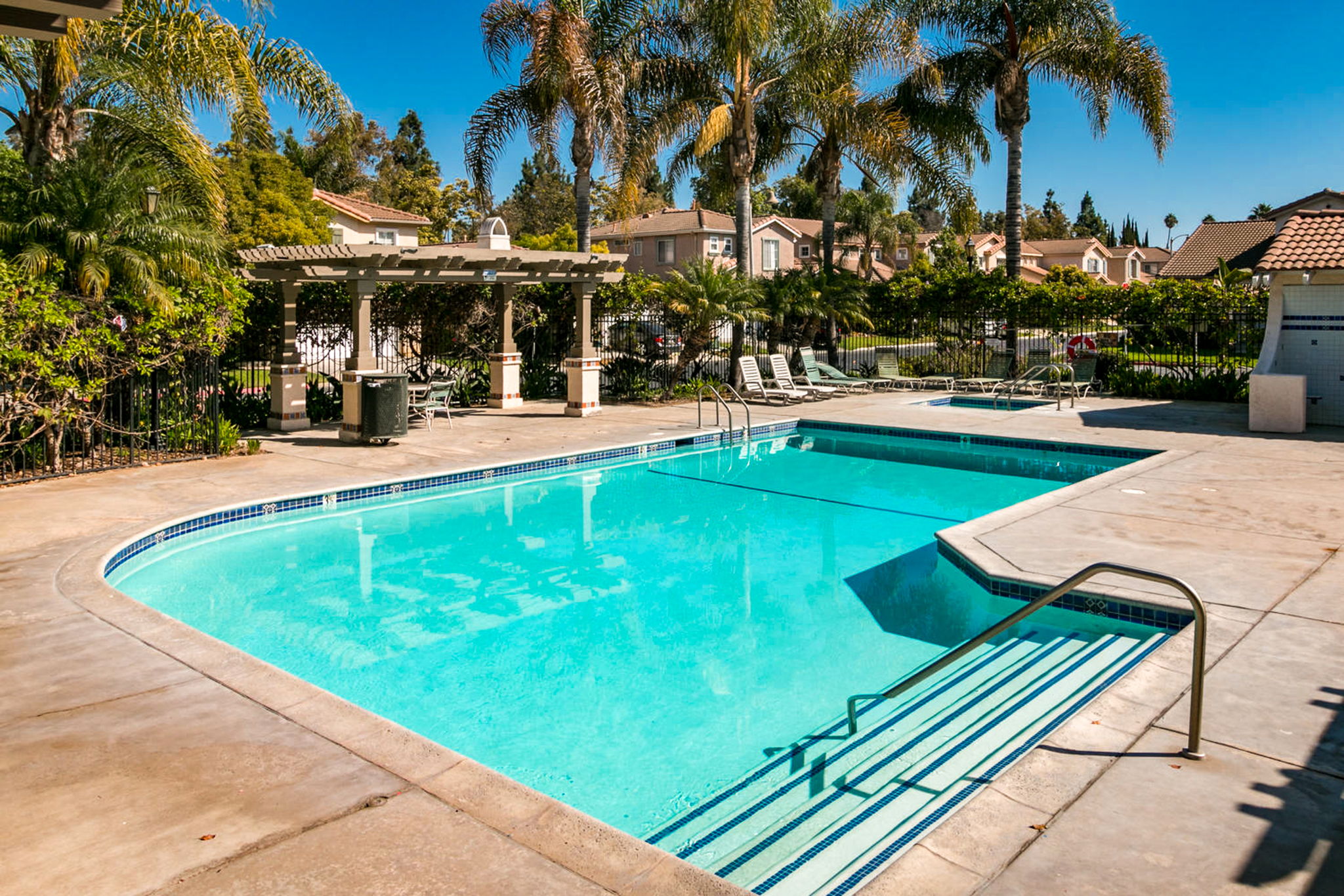  Photo 47